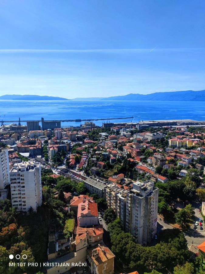 Under The Sky Leilighet Rijeka Eksteriør bilde